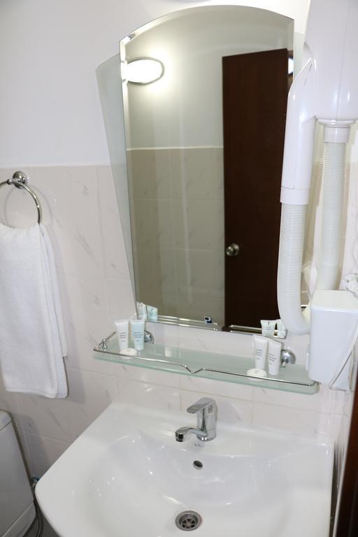 Aktau Hotel Buitenkant foto