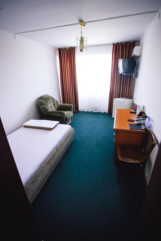 Aktau Hotel Buitenkant foto