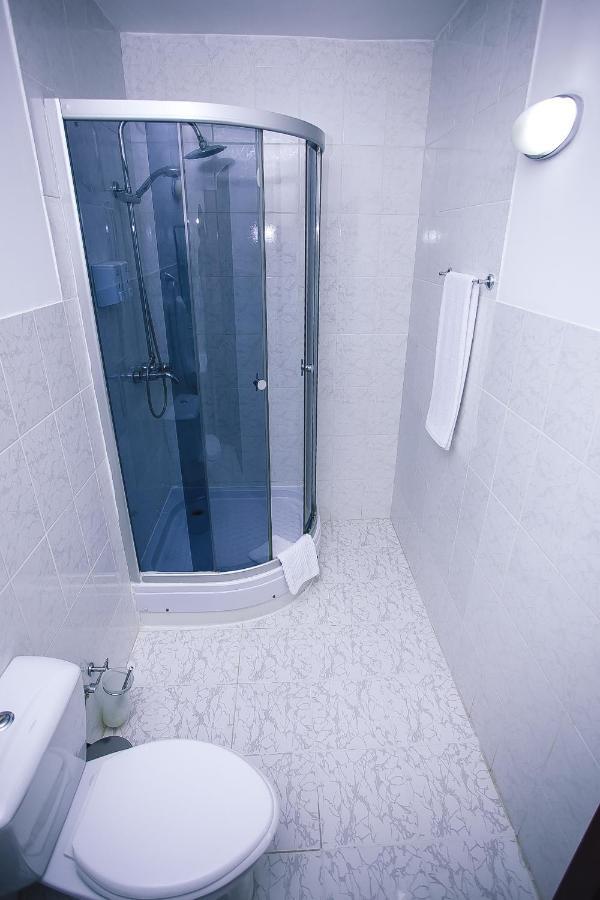 Aktau Hotel Buitenkant foto